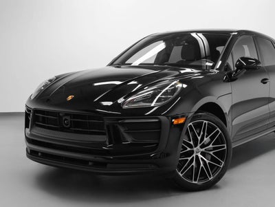 2023 Porsche Macan Base
