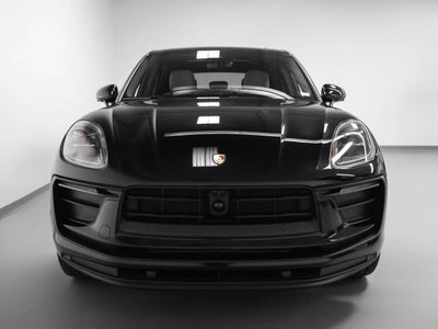2023 Porsche Macan Base