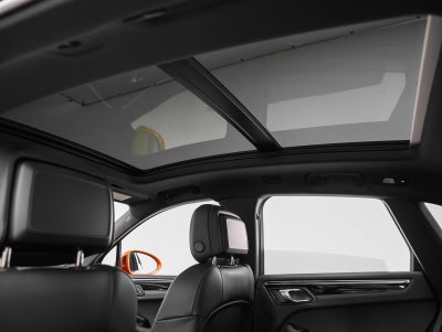 2025 Porsche Macan Macan