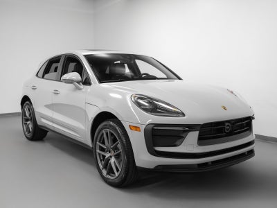 2026 Porsche Macan Macan