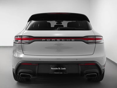 2026 Porsche Macan Macan