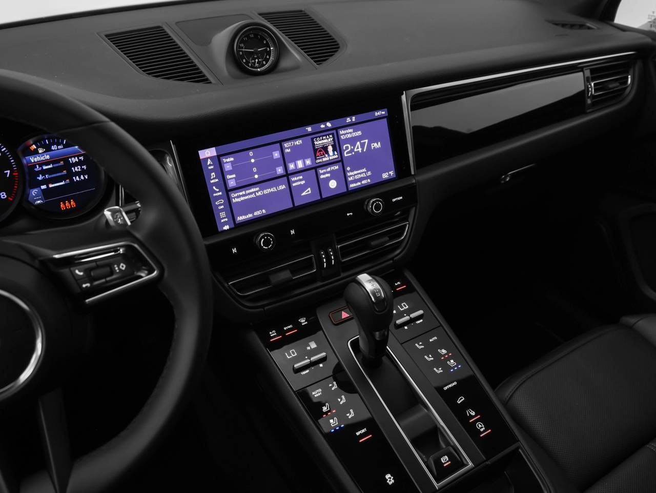 2026 Porsche Macan Macan