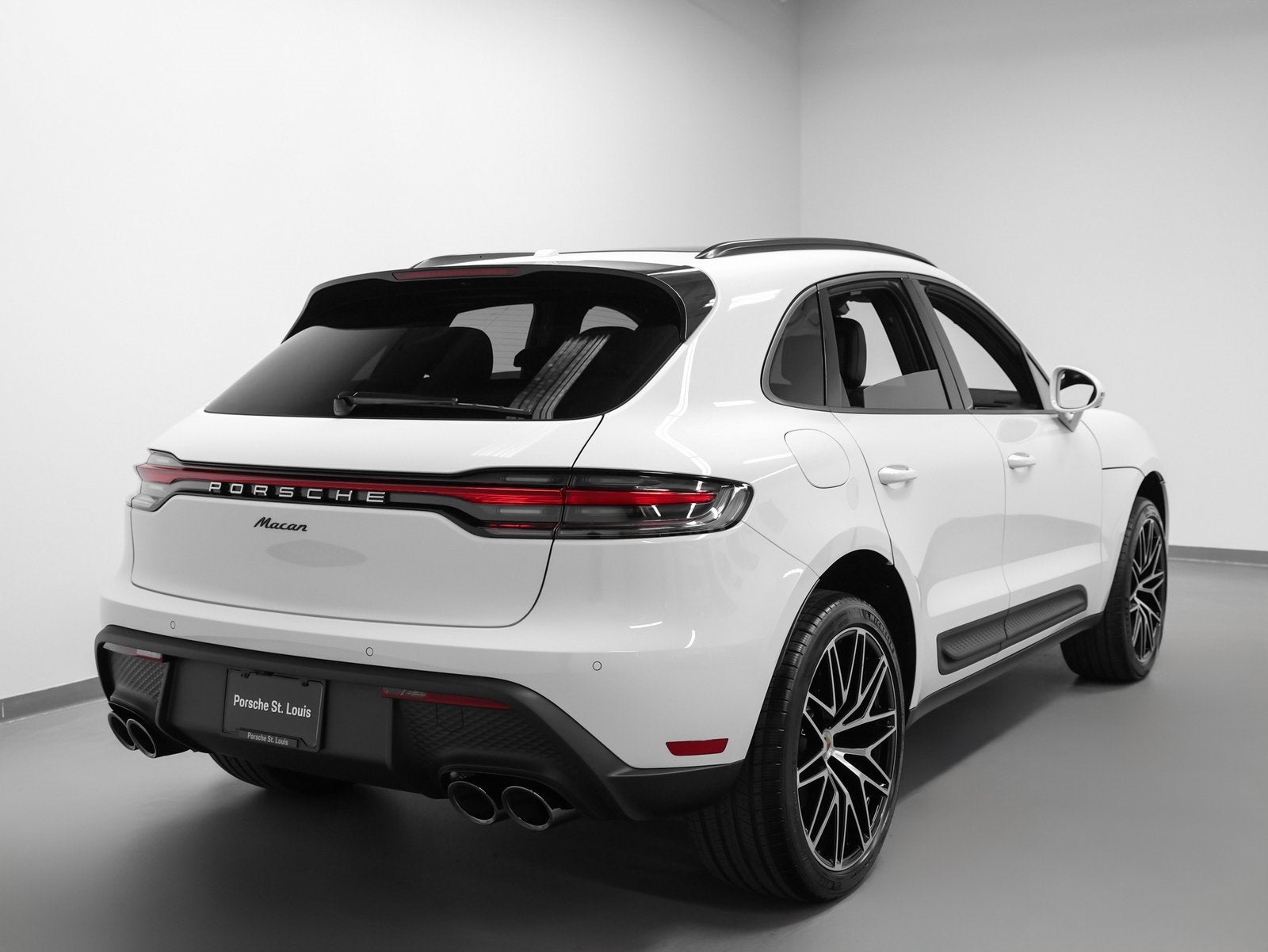 2026 Porsche Macan Macan