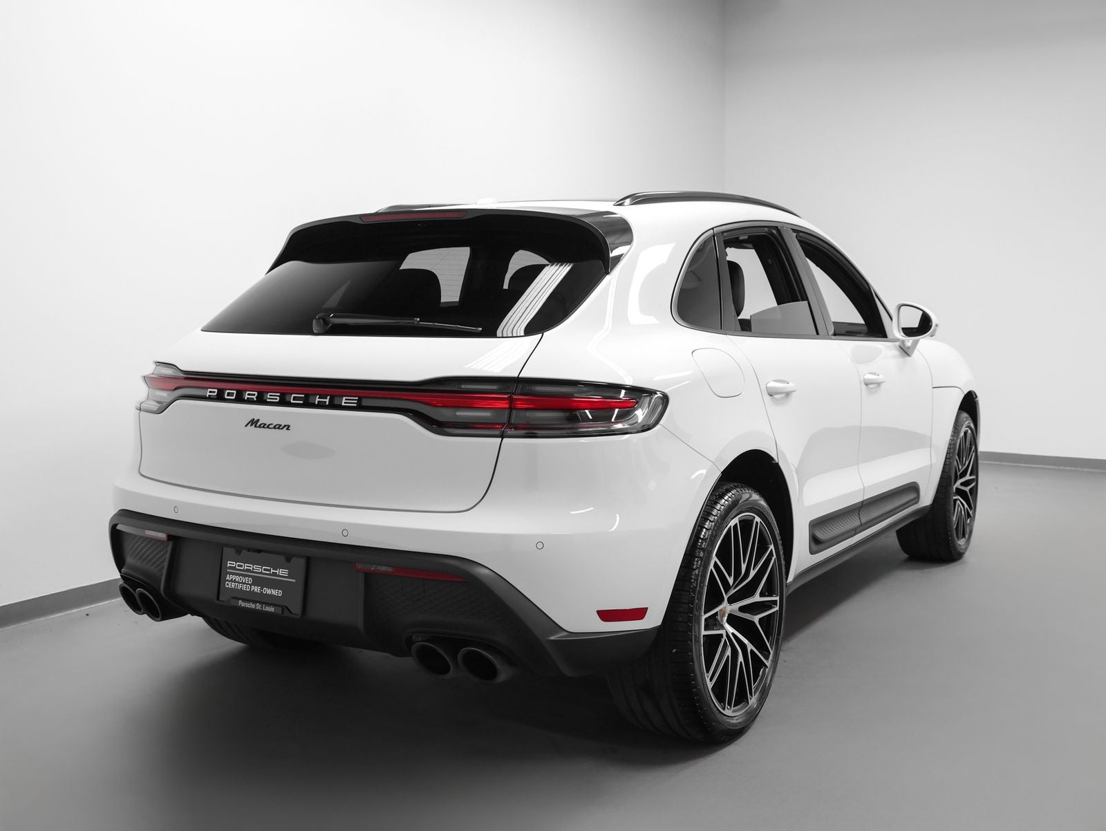 2026 Porsche Macan Macan