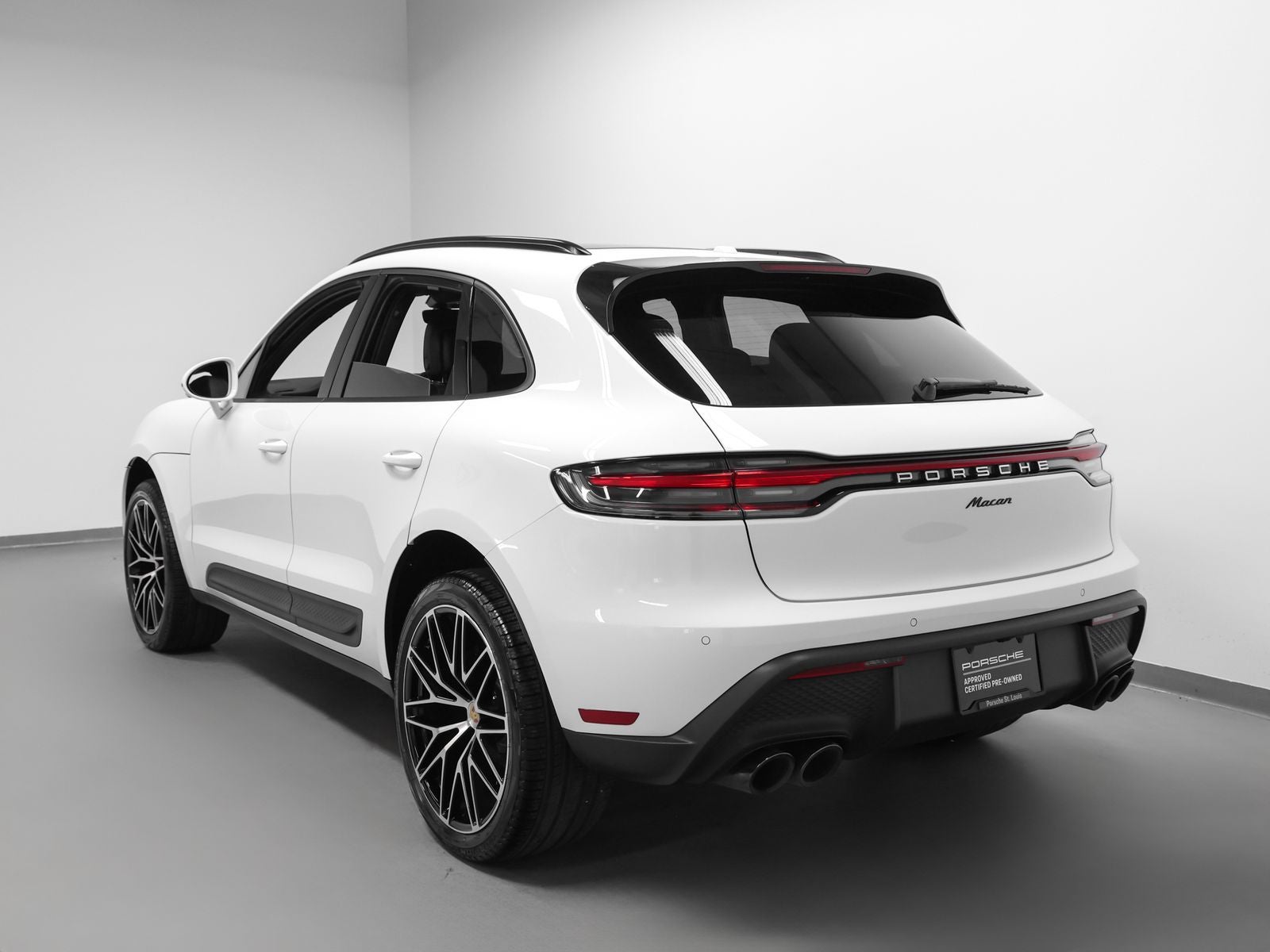 2026 Porsche Macan Macan