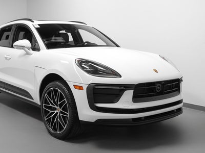 2026 Porsche Macan Macan