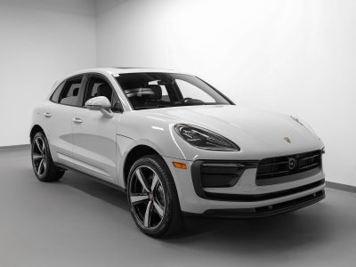 2026 Porsche Macan Macan