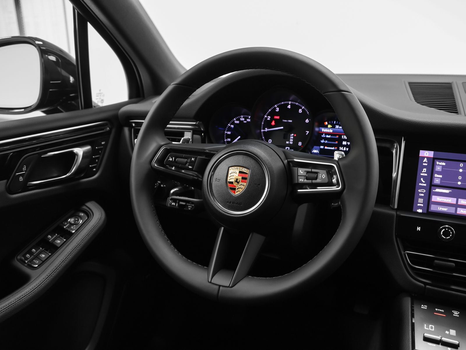 2026 Porsche Macan Macan