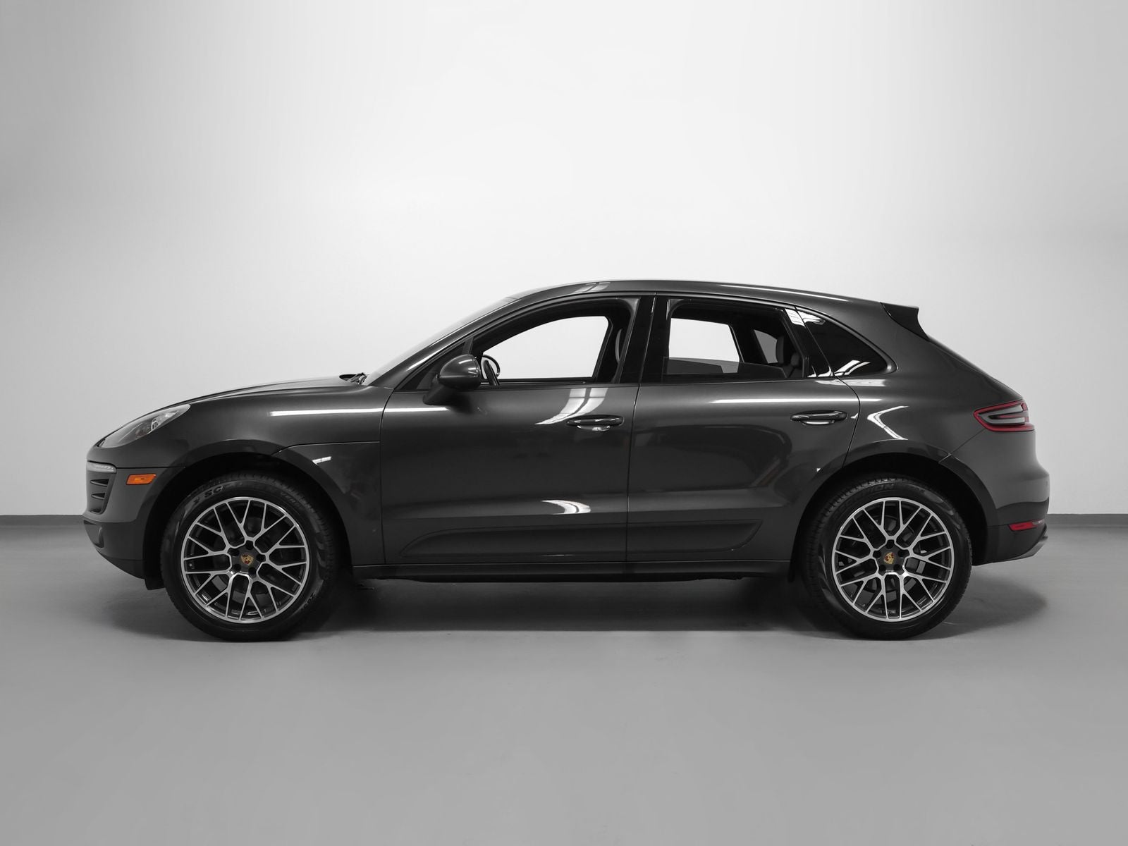 2017 Porsche Macan Macan