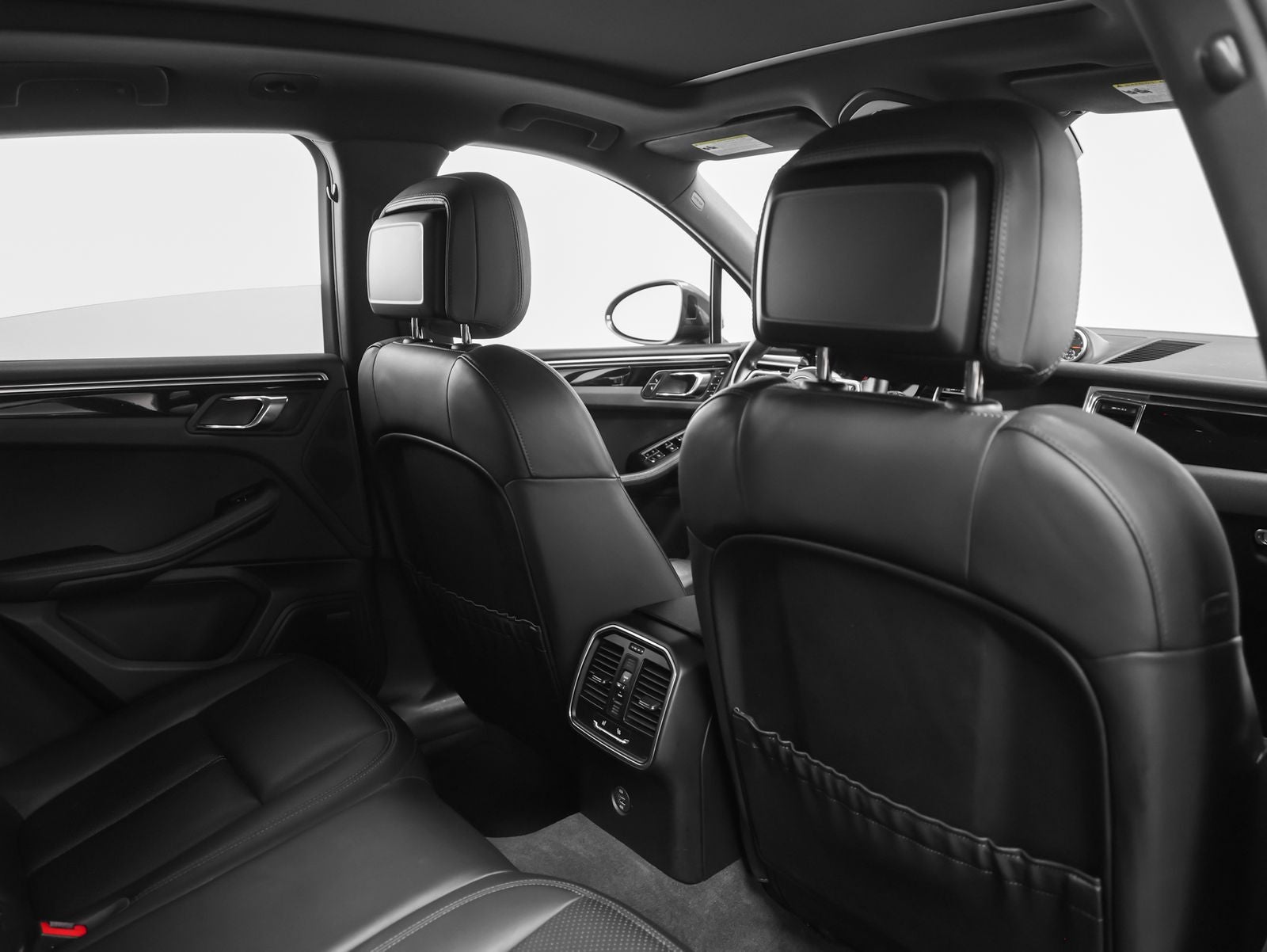 2017 Porsche Macan Macan