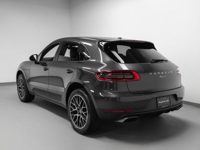2017 Porsche Macan Macan
