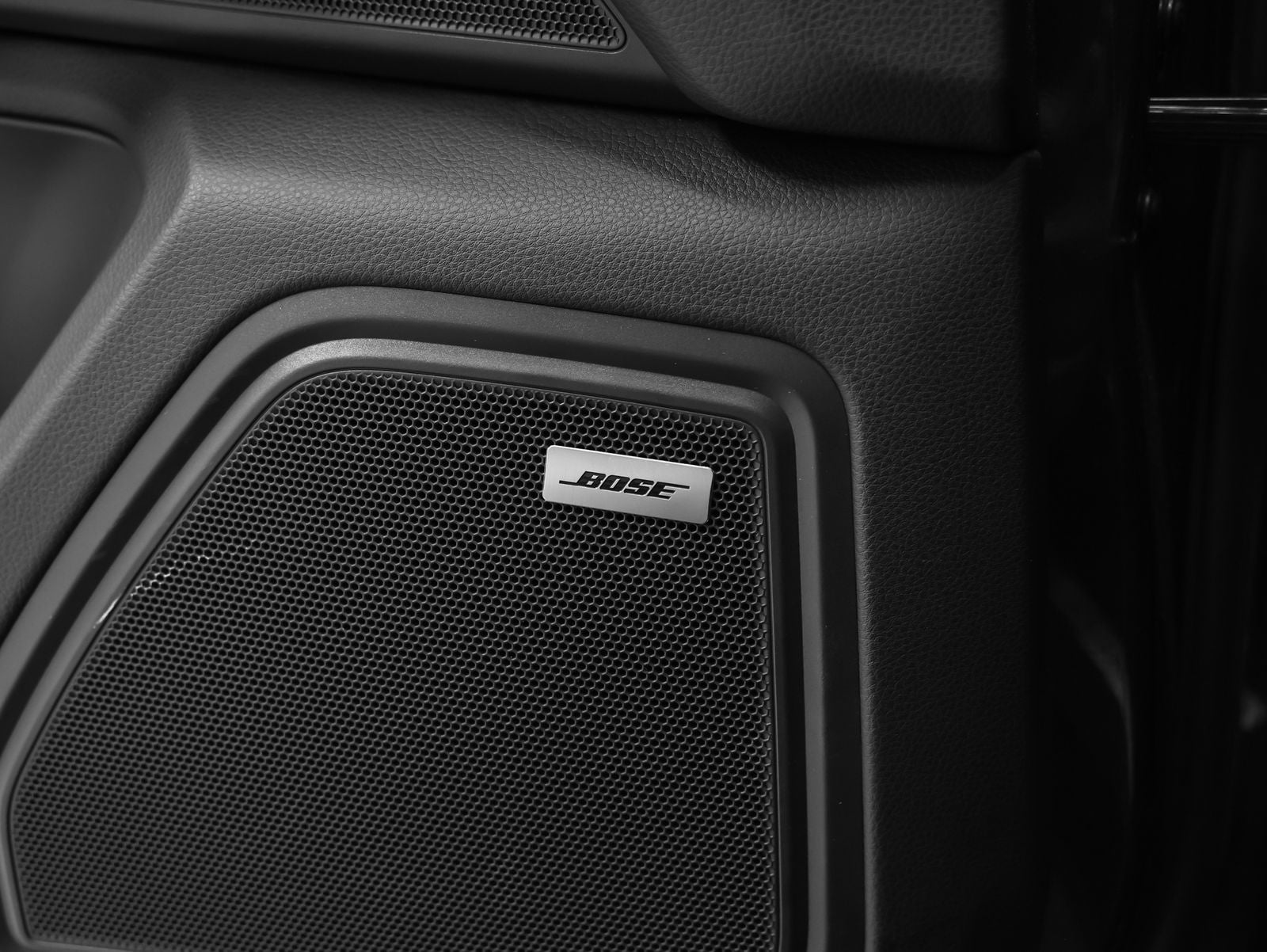 2017 Porsche Macan Macan