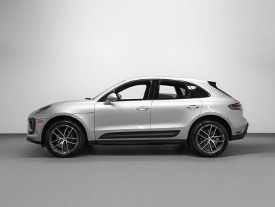2022 Porsche Macan Macan