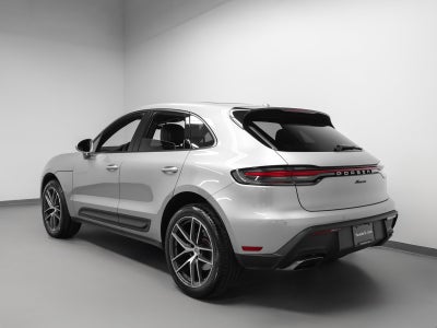 2022 Porsche Macan Macan