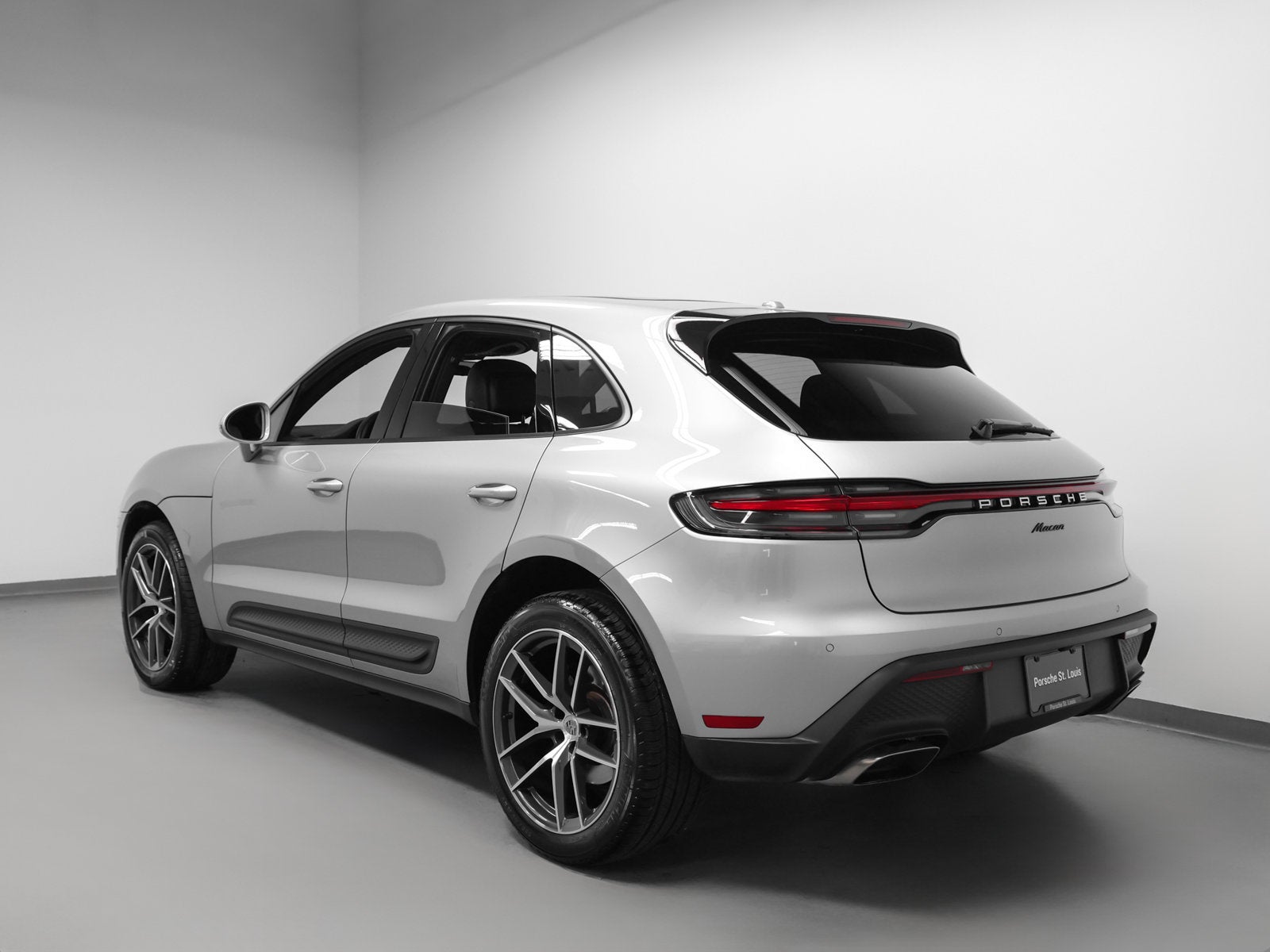 2022 Porsche Macan Macan