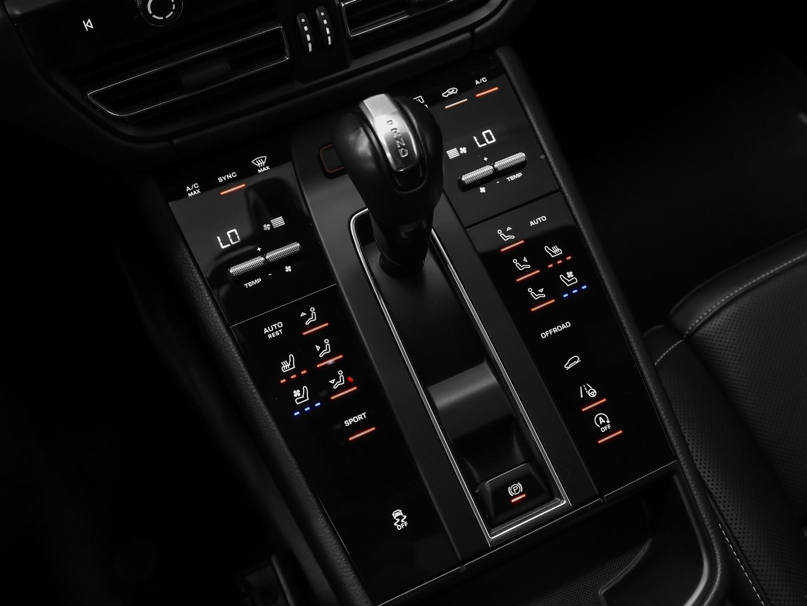 2023 Porsche Macan Base