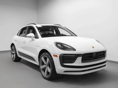 2023 Porsche Macan Base