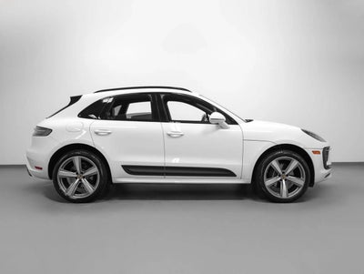 2023 Porsche Macan Base