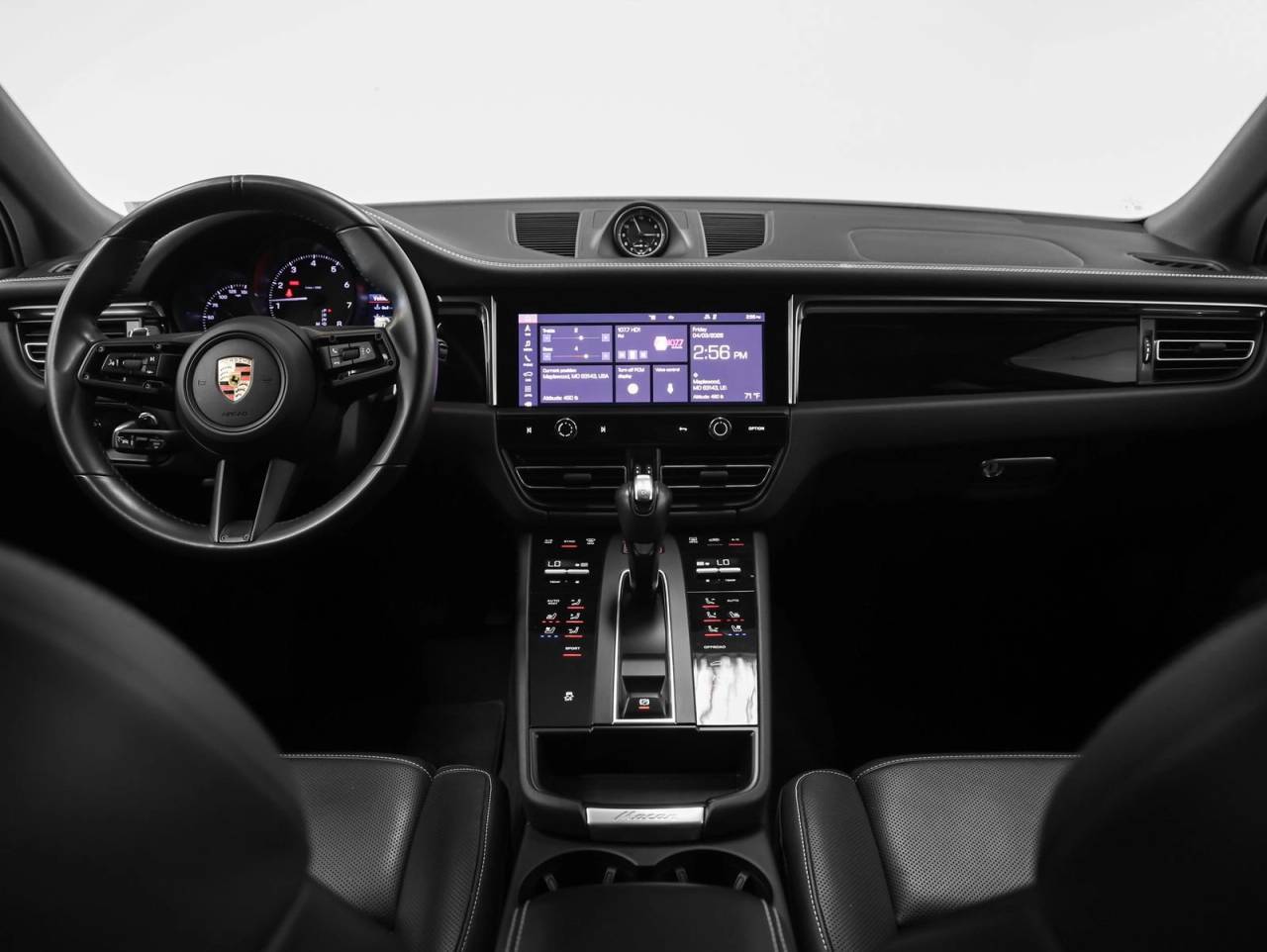 2023 Porsche Macan Base