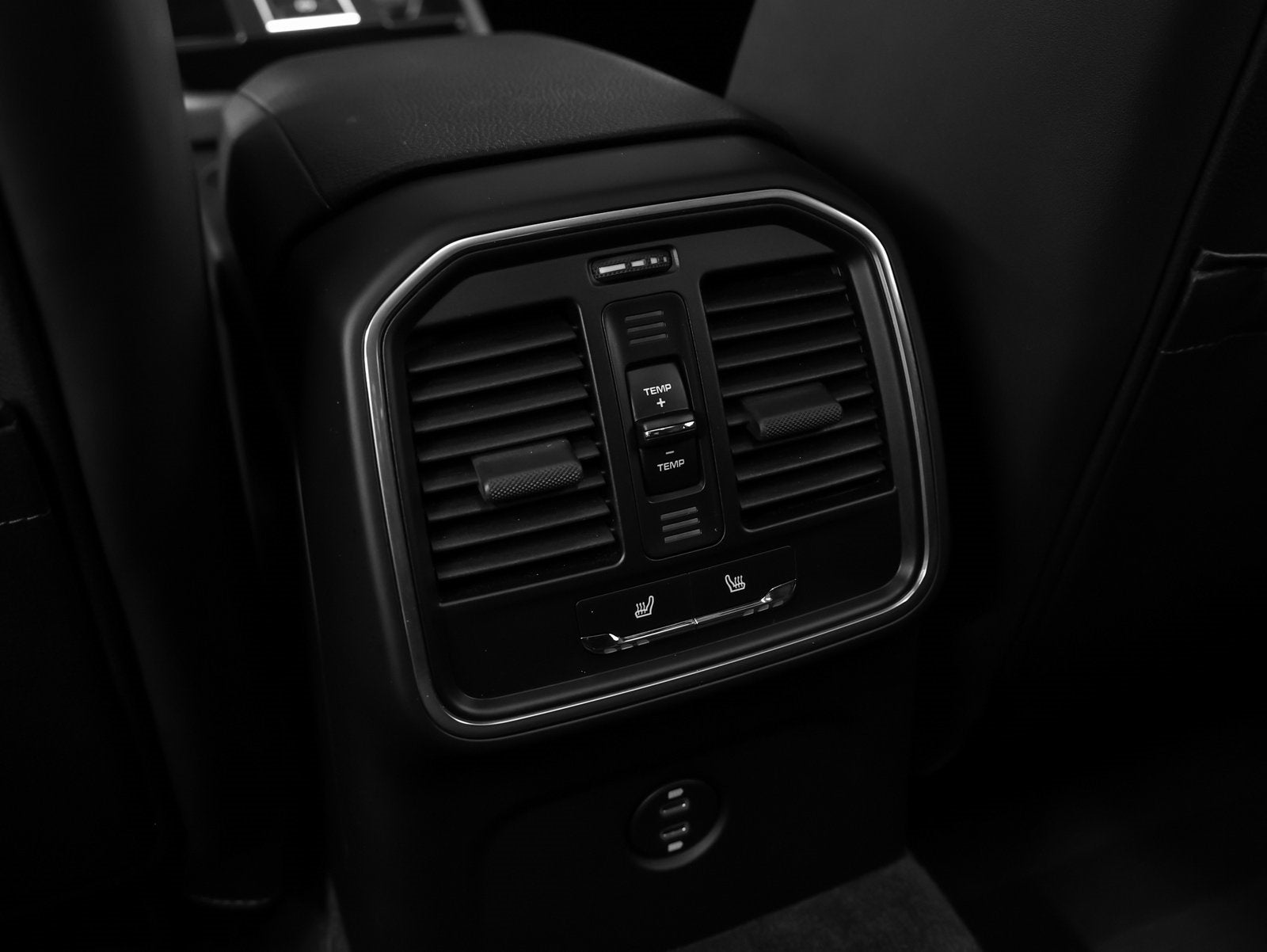 2024 Porsche Macan Macan (MY24)