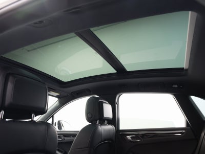 2024 Porsche Macan Macan (MY24)