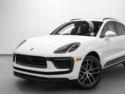 2024 Porsche Macan Macan (MY24)