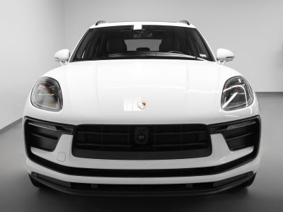 2024 Porsche Macan Macan (MY24)