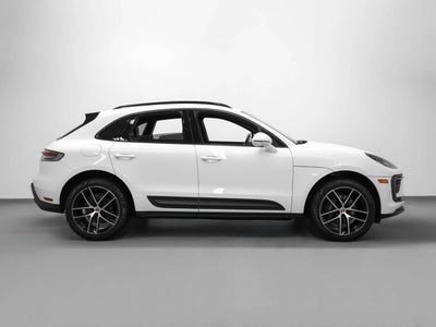 2024 Porsche Macan Macan (MY24)
