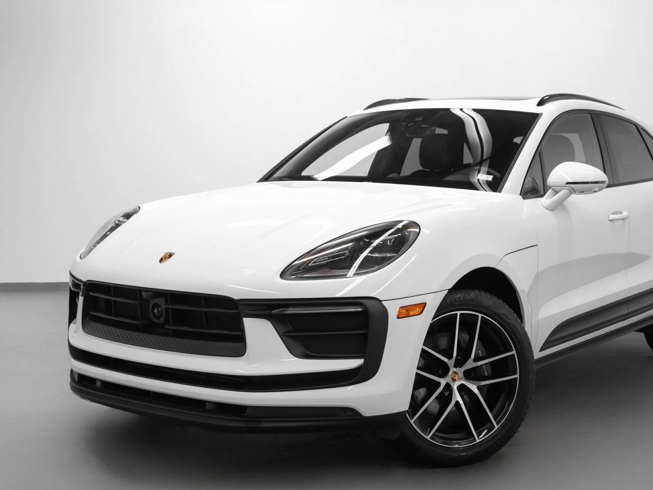 2024 Porsche Macan Macan (MY24)