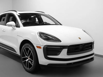 2024 Porsche Macan Macan (MY24)