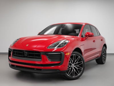 2025 Porsche Macan Base