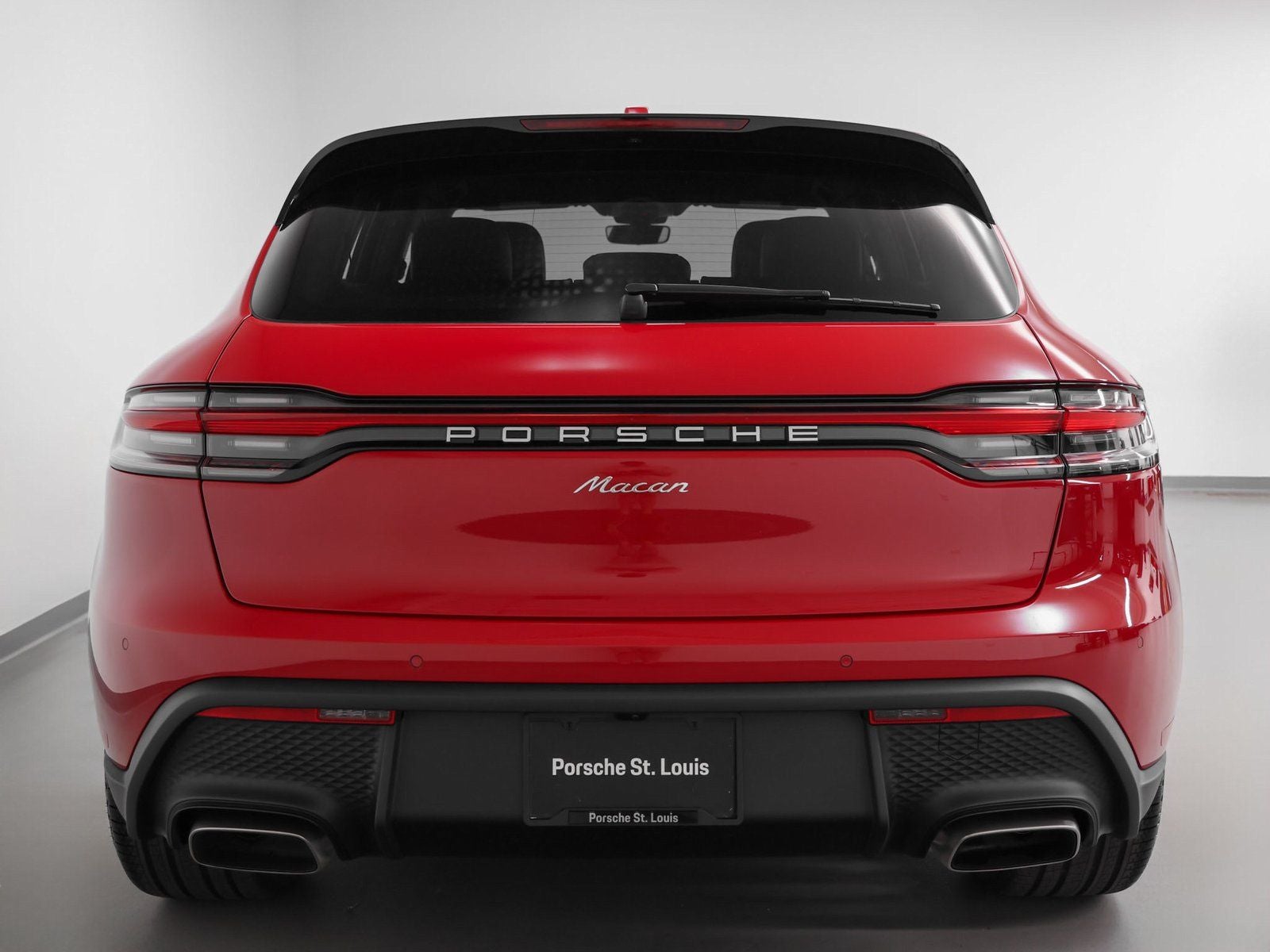 2025 Porsche Macan Base
