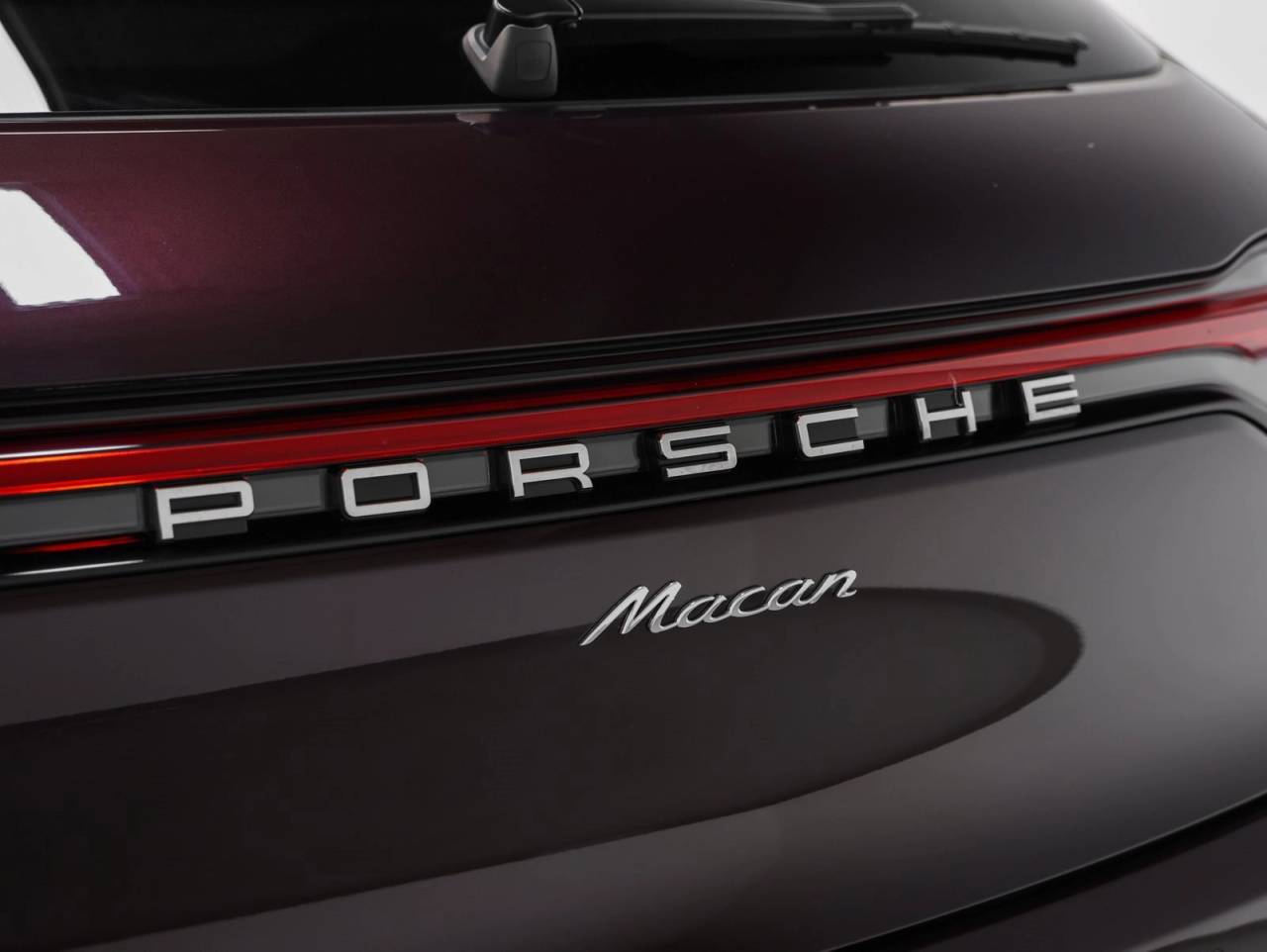 2026 Porsche Macan Macan