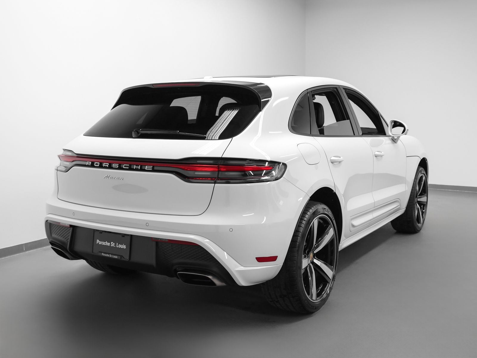 2026 Porsche Macan Macan