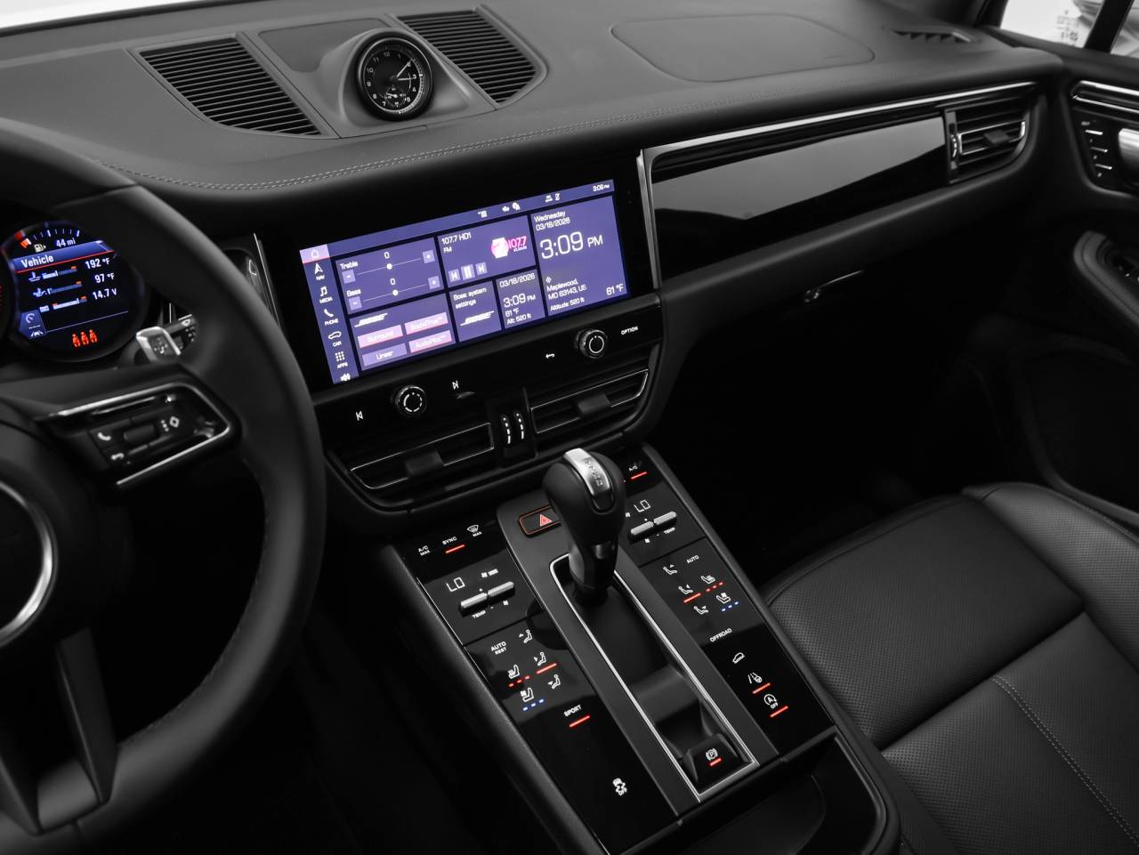 2026 Porsche Macan Macan