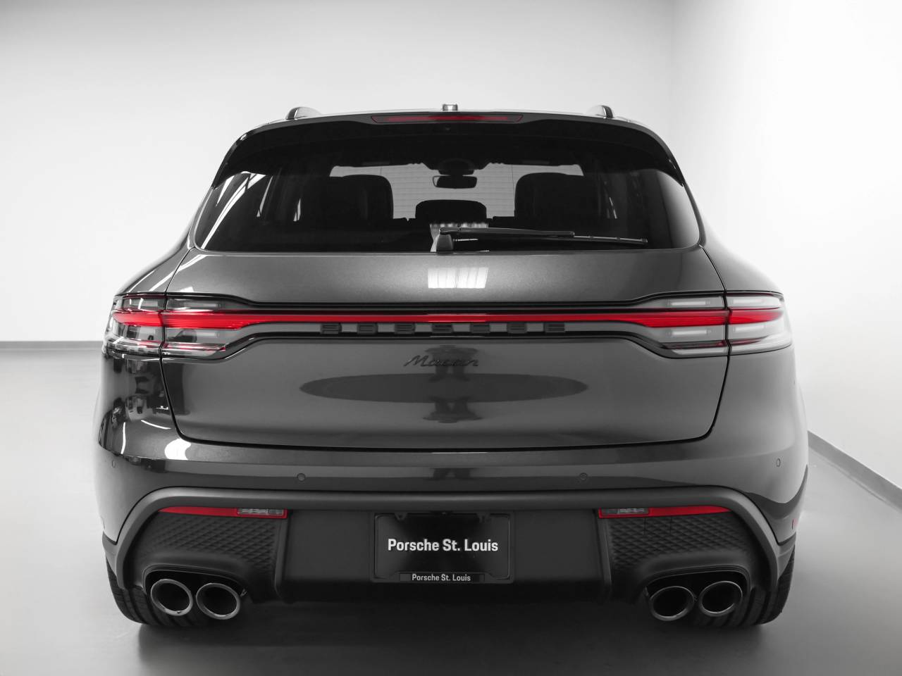 2026 Porsche Macan Base