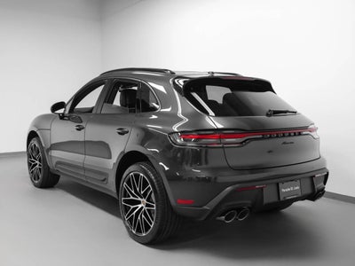 2026 Porsche Macan Base