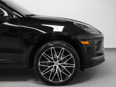 2026 Porsche Macan Macan