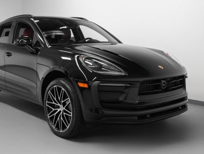 2026 Porsche Macan Macan