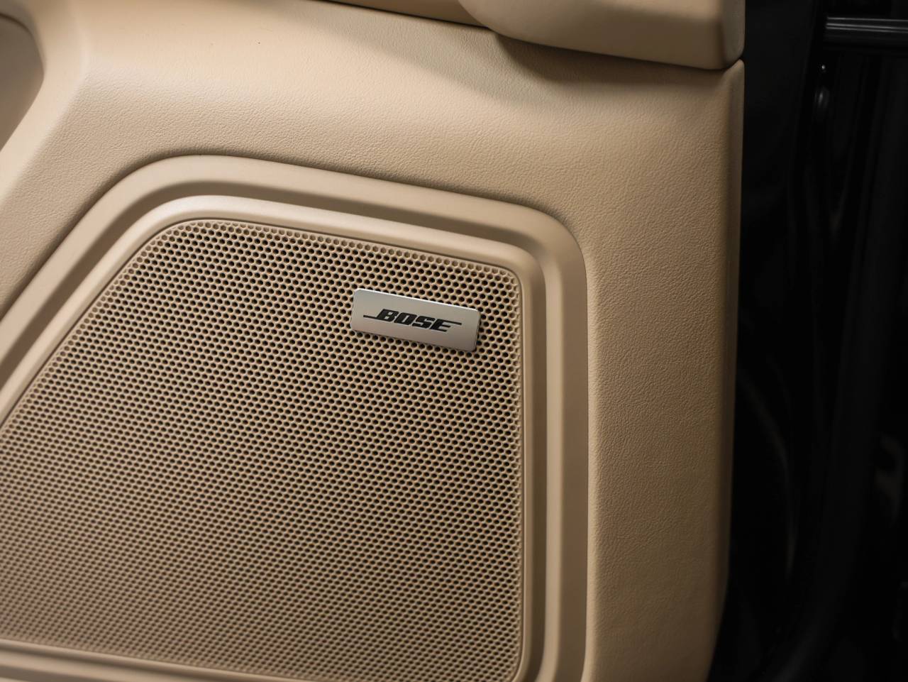 2026 Porsche Macan Macan T