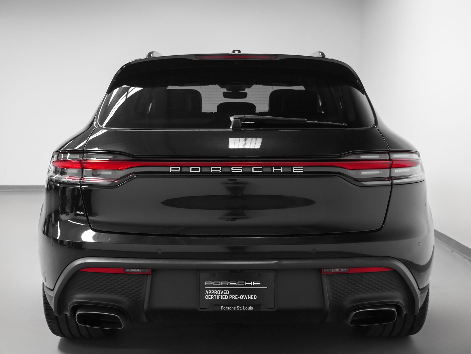 2022 Porsche Macan Macan
