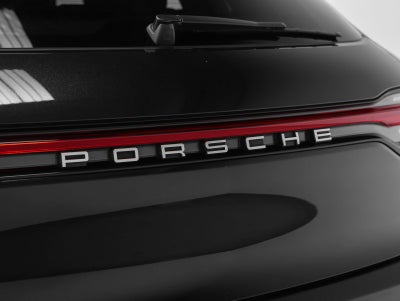 2022 Porsche Macan Macan