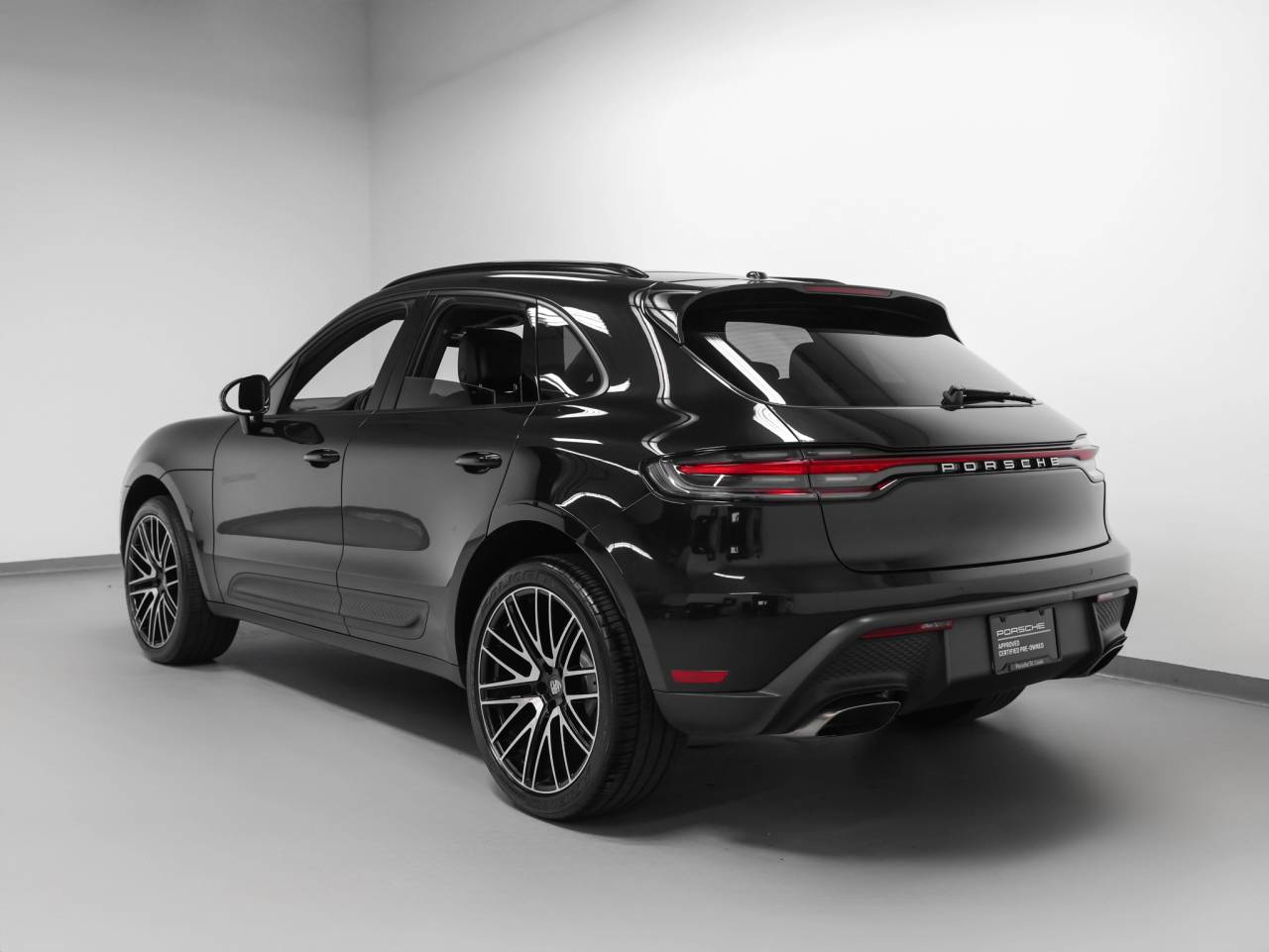 2022 Porsche Macan Macan
