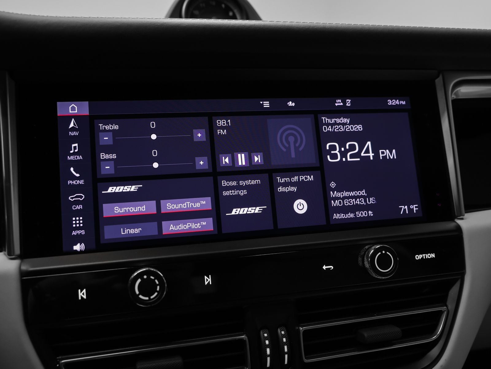 2024 Porsche Macan Base