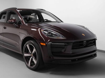 2024 Porsche Macan Base