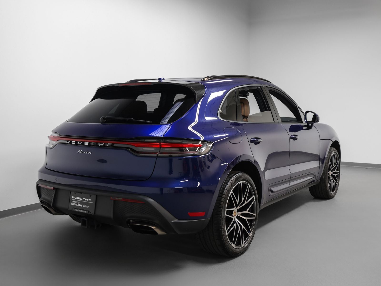 2024 Porsche Macan Base