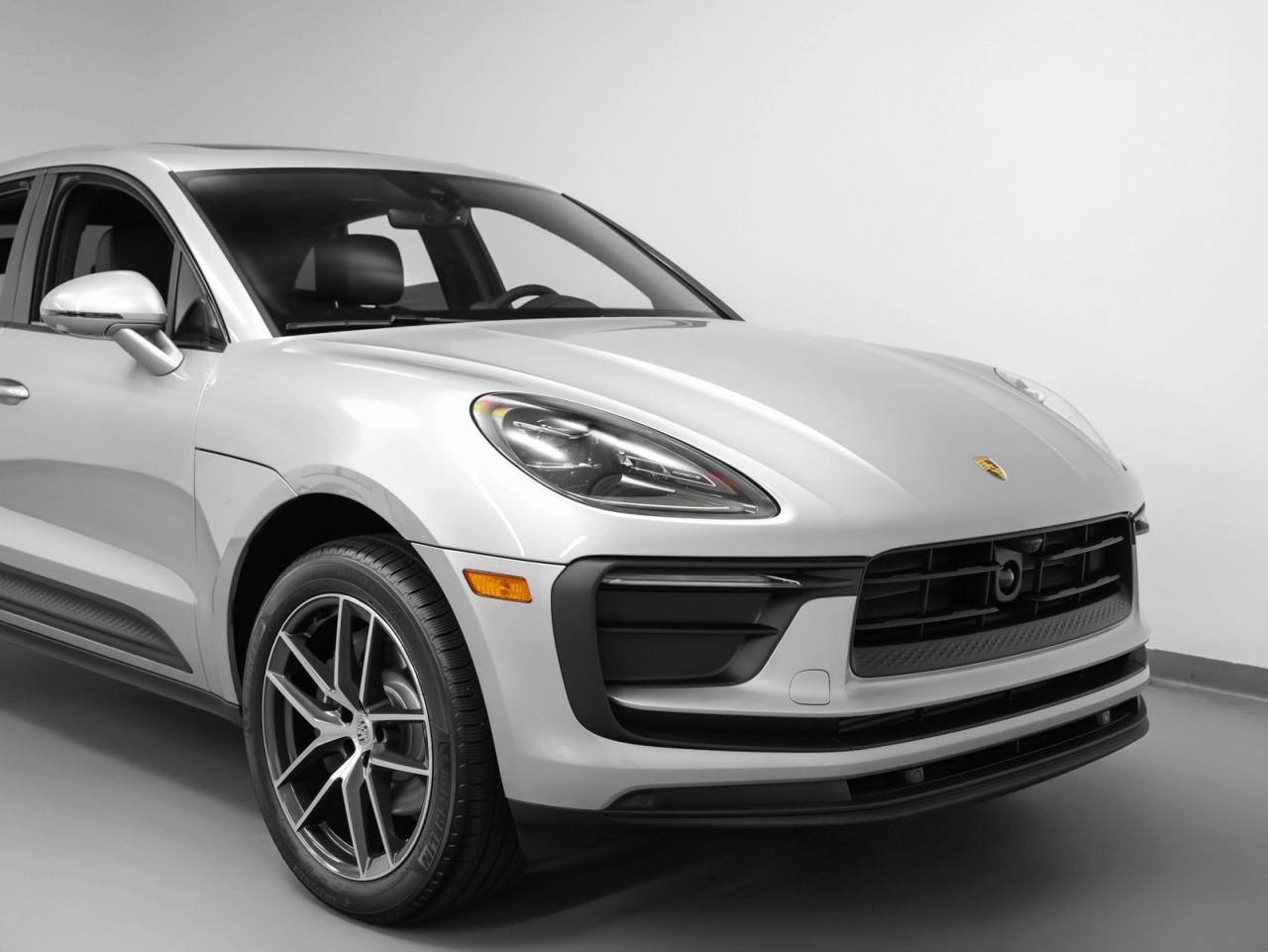 2025 Porsche Macan Macan