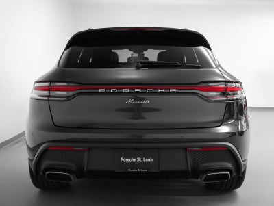 2025 Porsche Macan Base
