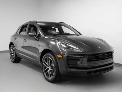 2025 Porsche Macan Base