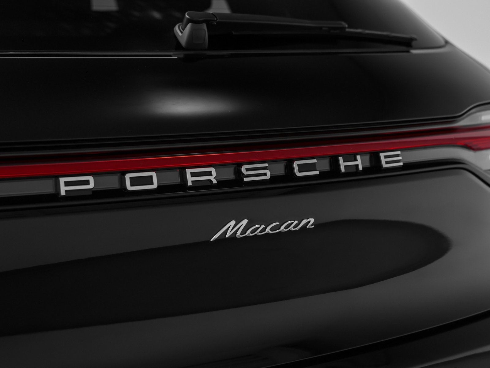 2025 Porsche Macan Macan